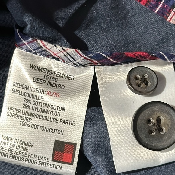 Woolrich women’s navy blue lightweight coat size XL button up (1785) - Picture 6 of 8